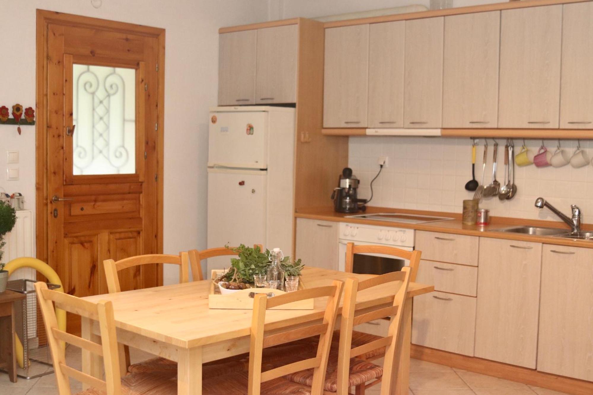 Apartamento Tradiotional House Metamorfosi  Exterior foto