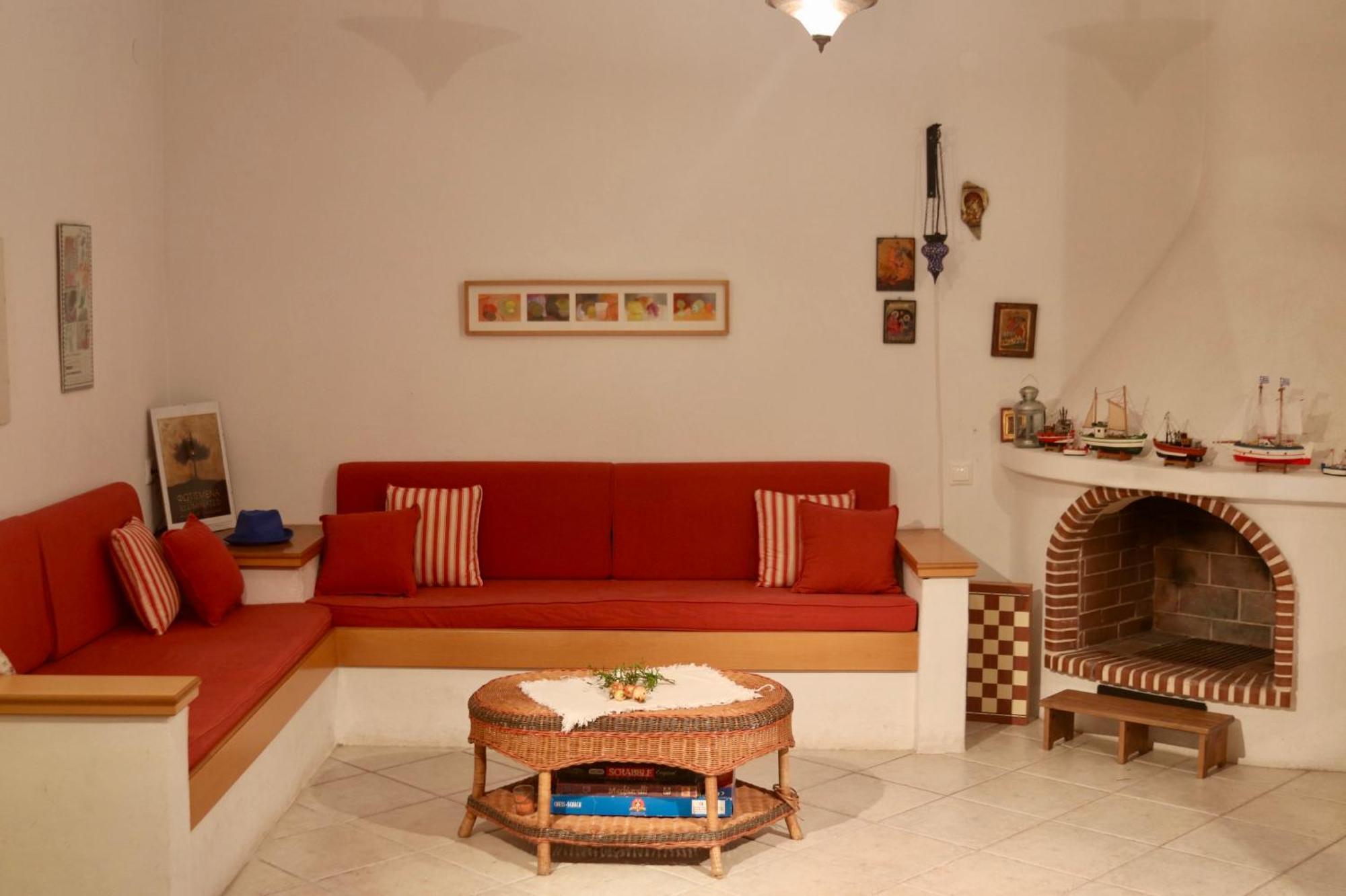 Apartamento Tradiotional House Metamorfosi  Exterior foto