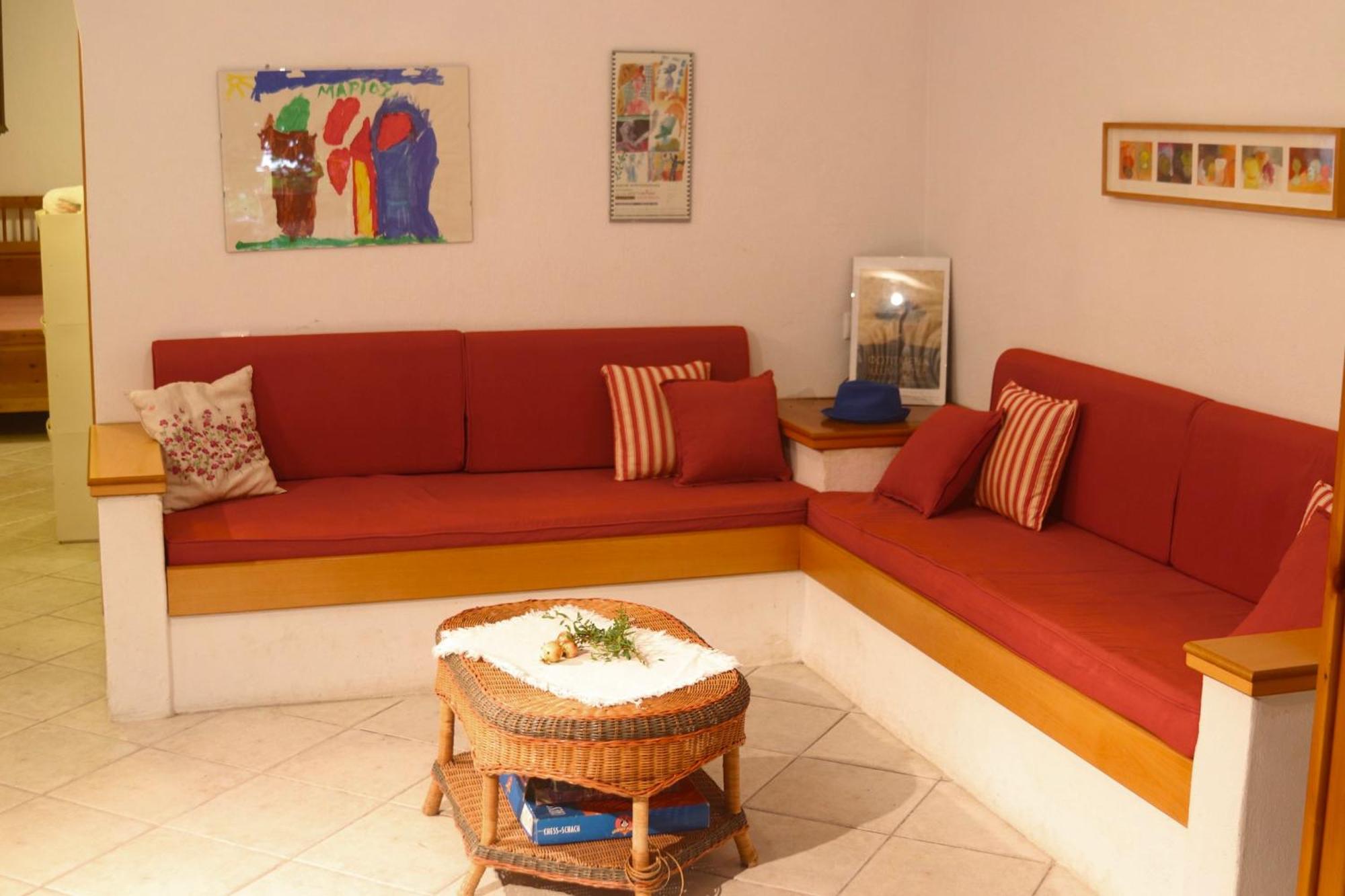 Apartamento Tradiotional House Metamorfosi  Exterior foto