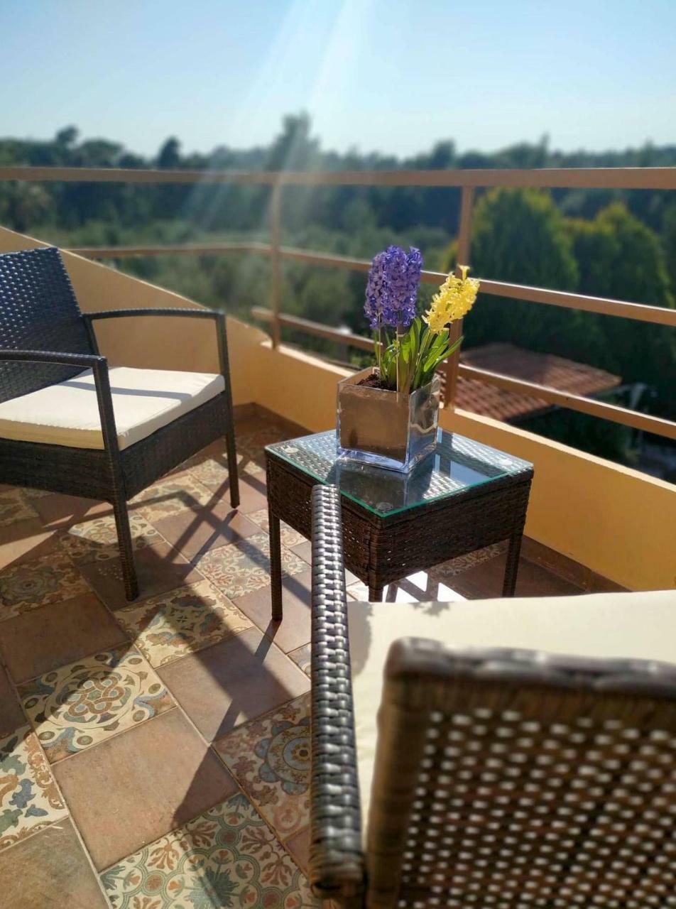 Apartamento Tradiotional House Metamorfosi  Exterior foto